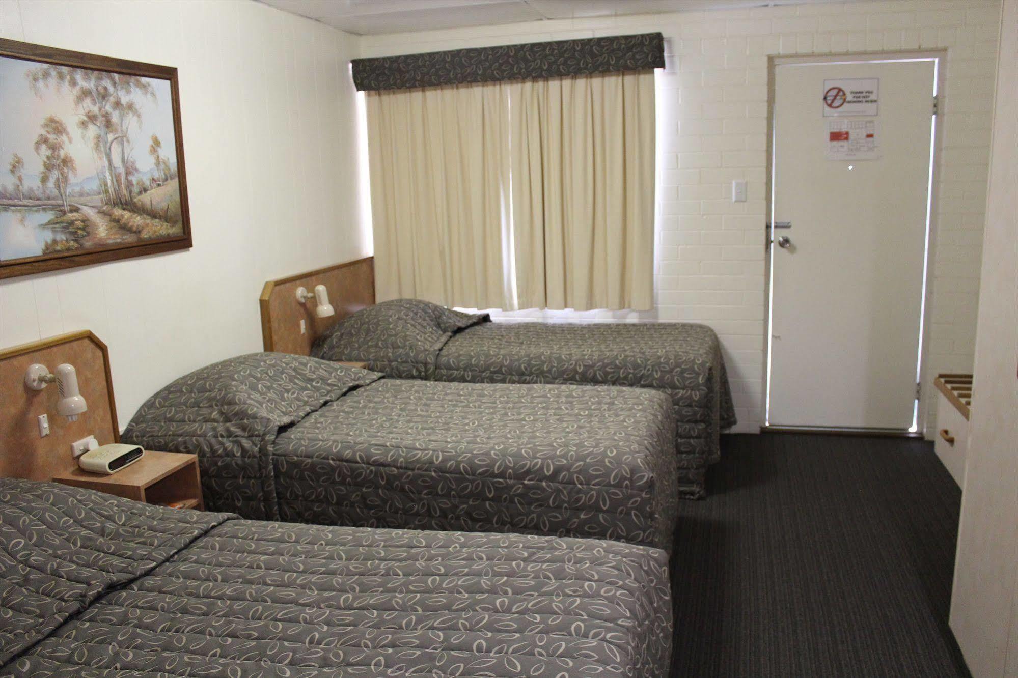 Peppercorn Motel Clermont ภายนอก รูปภาพ