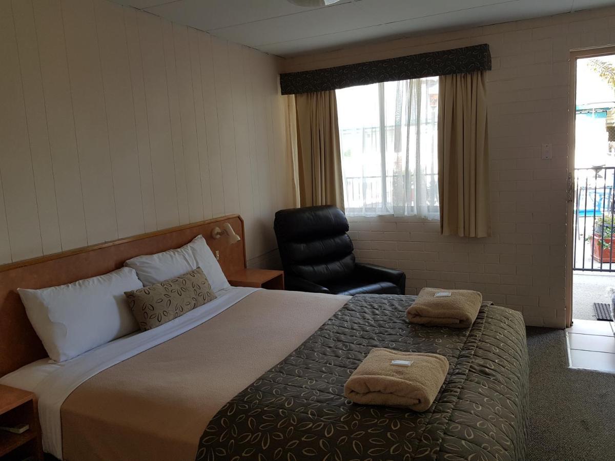 Peppercorn Motel Clermont ภายนอก รูปภาพ